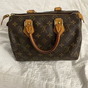 Luis Vuitton Speedy 25